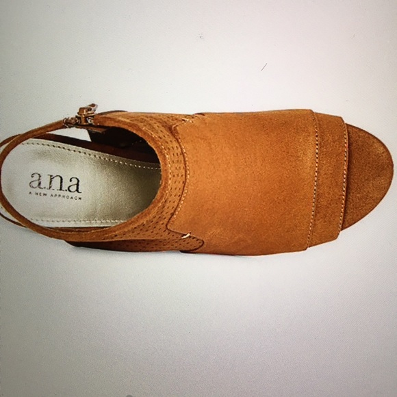 a.n.a Tasha women’s zip peep toe block heels booti - Picture 4 of 13